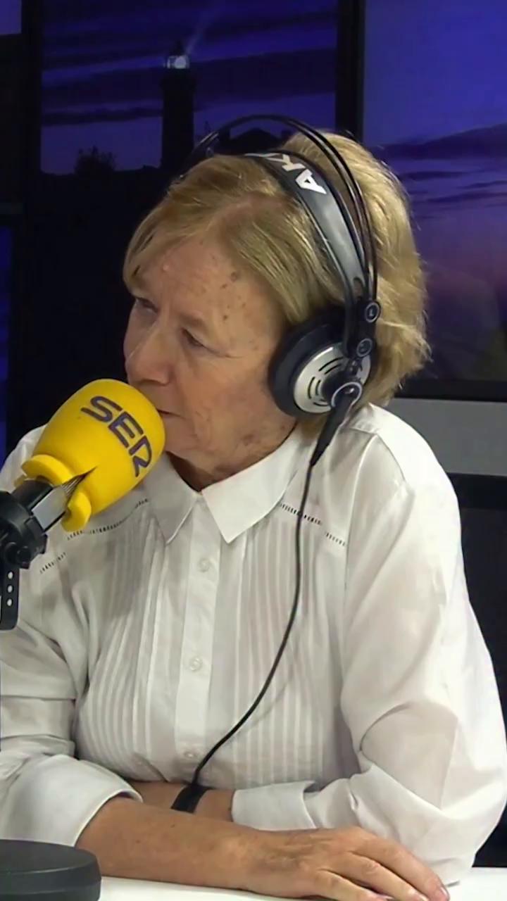 Minifalda a los 14 años: insultos y agresiones verbales por vestir así
