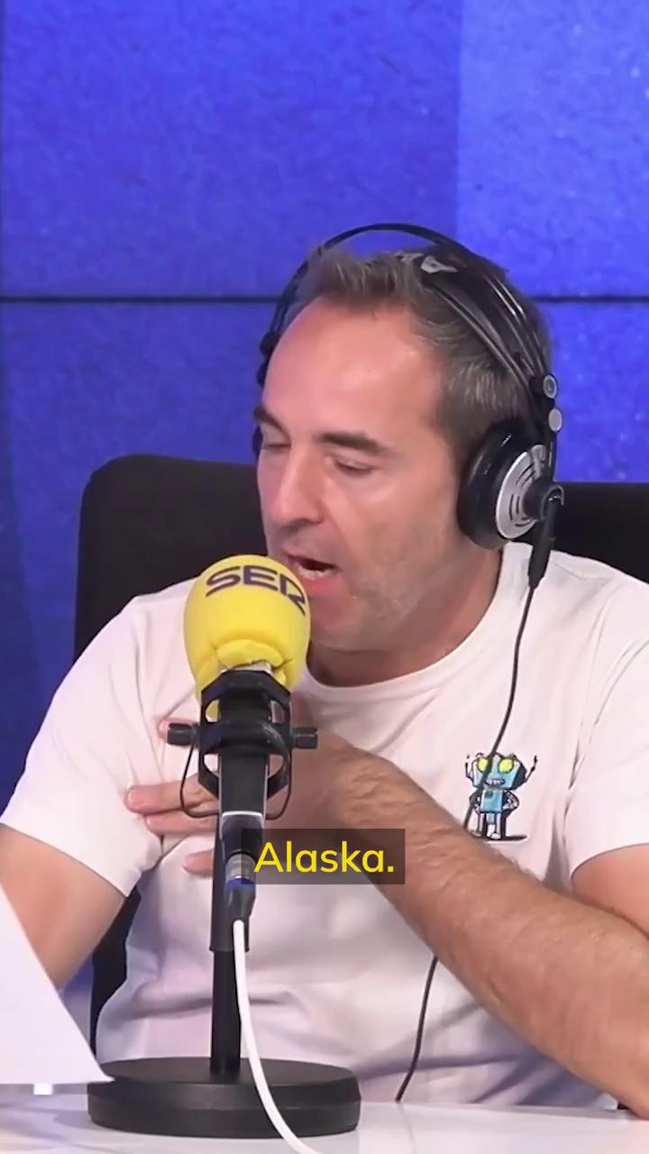 Alaska de Fangoria alerta sobre el poder de los datos en la era digital