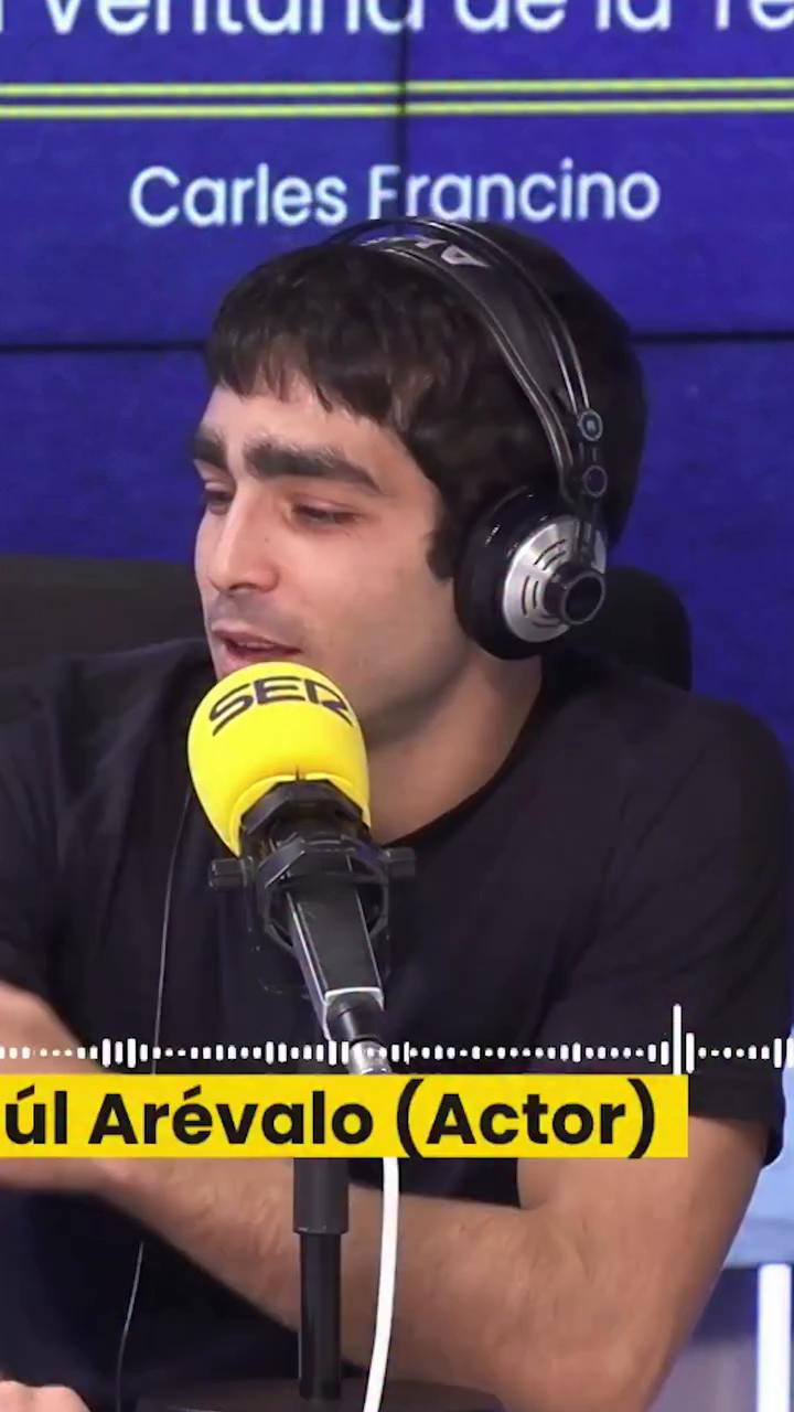 Actor explica cómo interpretó a un policía blanco privilegiado de los 90