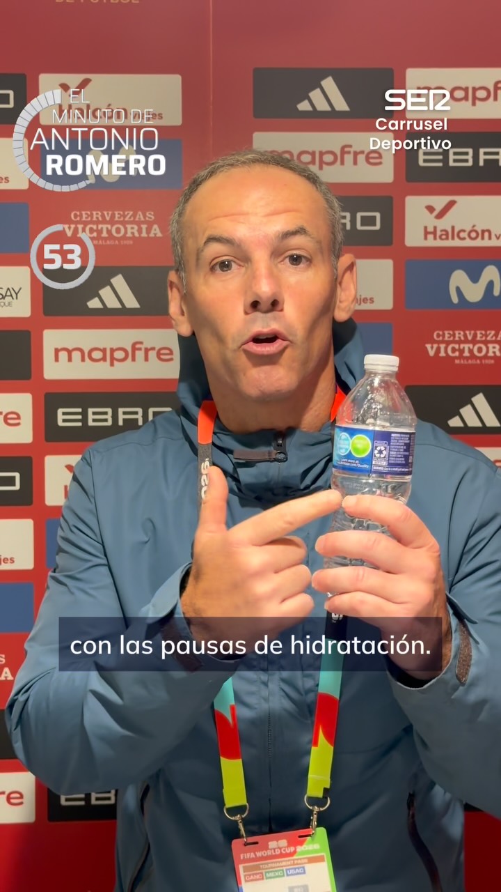 Bielsa carga contra las pausas de hidratación: desvirtúan el fútbol
