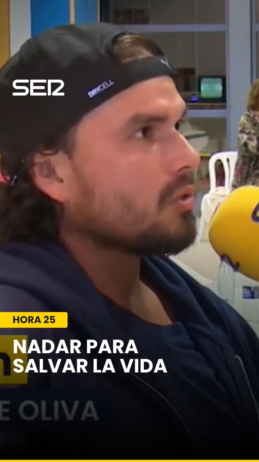 Cuatro colombianos nadaron por calles inundadas para ponerse a salvo
