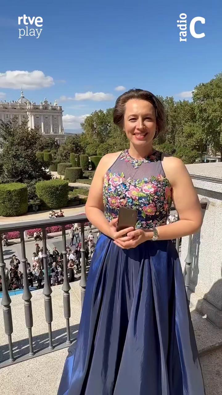 🎂✨ La soprano Alexandra Tarniceru (@alexandratarniceruthesoprano) se suma a la celebración del 60º aniversario de Radio Clásica.