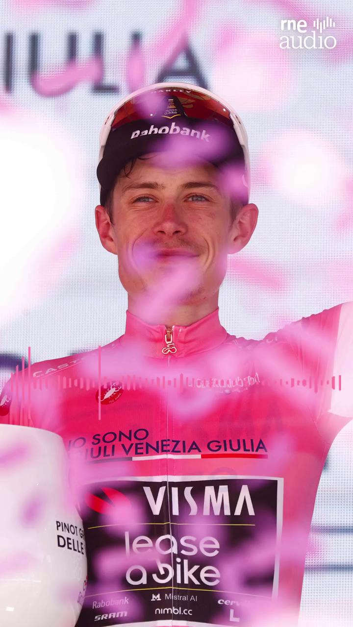Jonas Wingeager conquista la maglia rosa en la etapa reina del Giro de Italia
