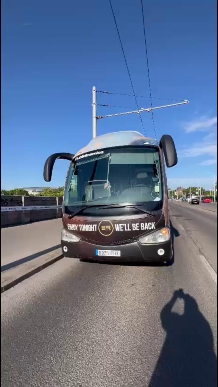 El clip termina con un agradecimiento tras mencionar un tornado