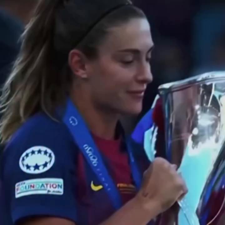 Alexia Putellas se despide del Barça tras 14 años y tres tripletas
