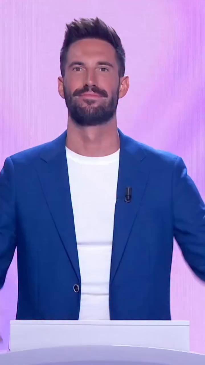 ¿Eurocopa o Vuelta? Fallan trivia de 'Con la luna llena' de Melendi como himno deportivo