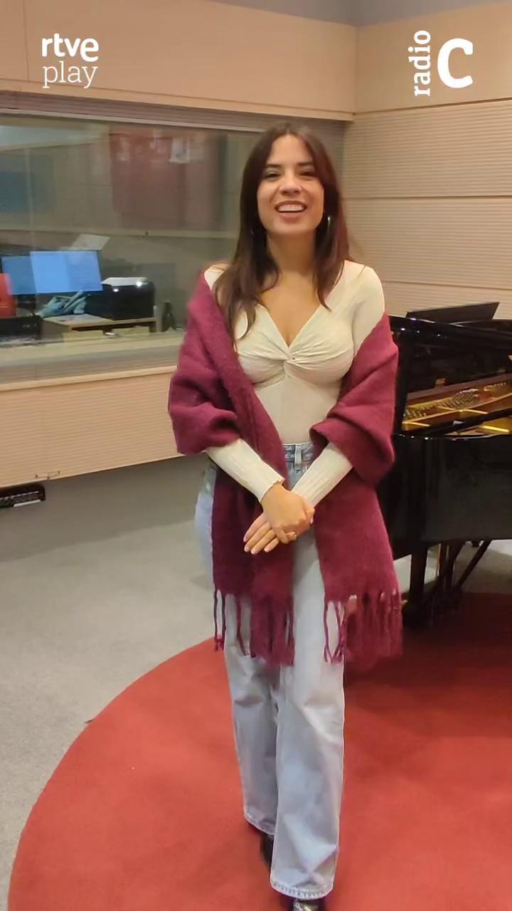 Locutores celebran los 60 años de Radio Clásica con mensajes emotivos
