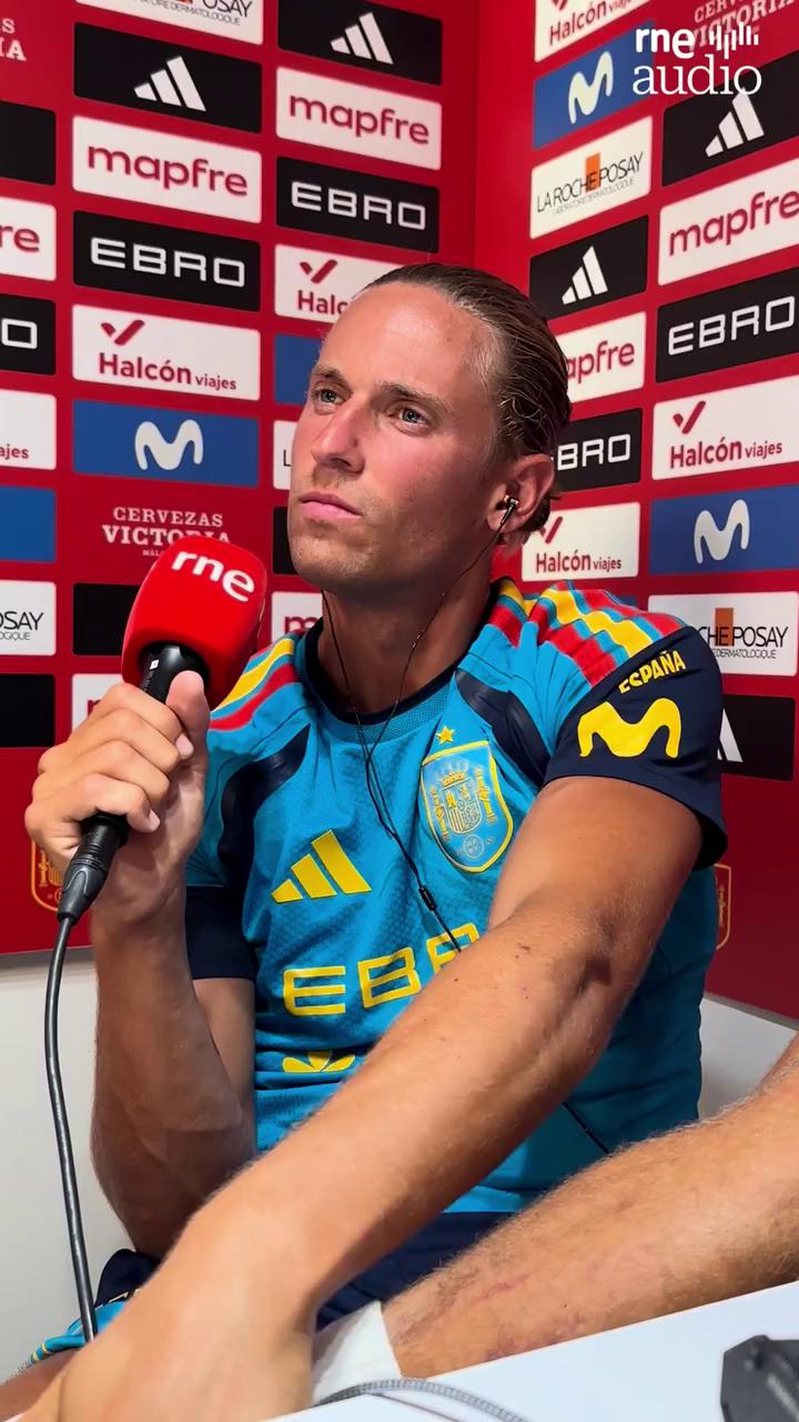Grimaldo podría unirse al equipo: 'Ojalá se dé el año que viene'