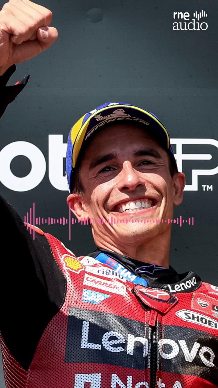 Renuevo con el Ducati Factory Team tras ganar el título en 2025