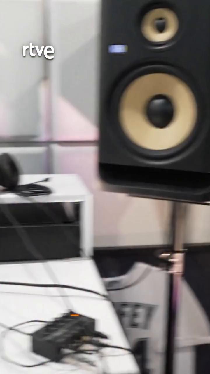 Colaboración con Jota y Tiny impulsa el éxito musical en Miami