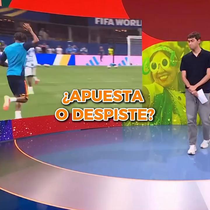 Minjamal calienta con el pantalón del revés como amuleto de la suerte
