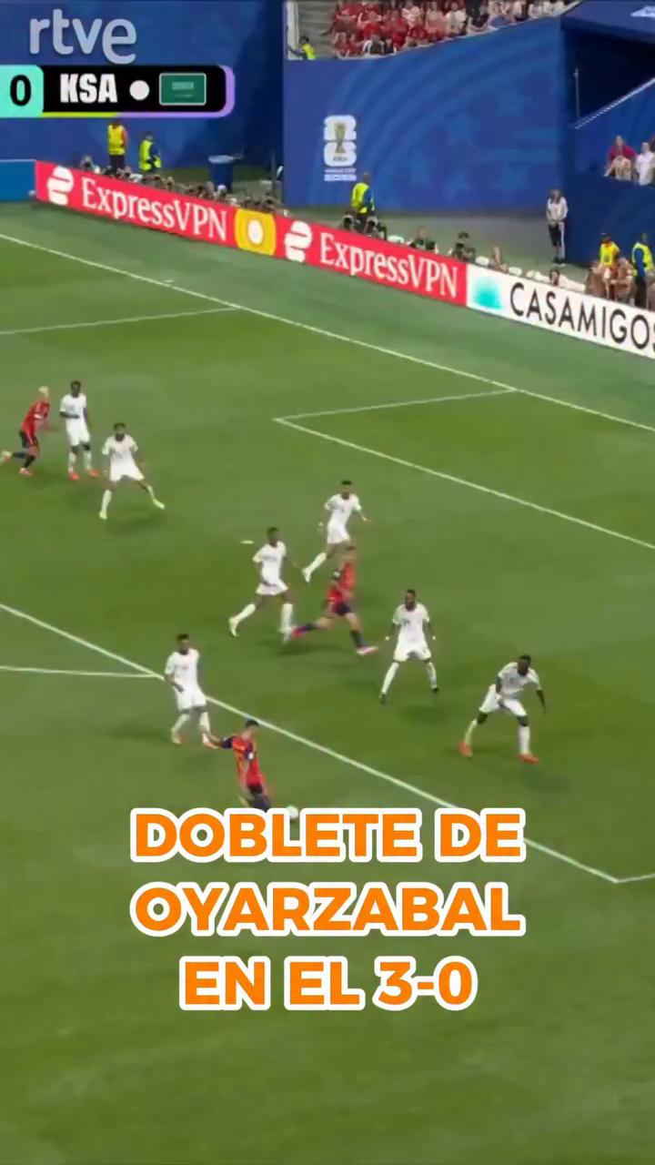 Oyarzaba marca el tercer gol de España en el minuto 23