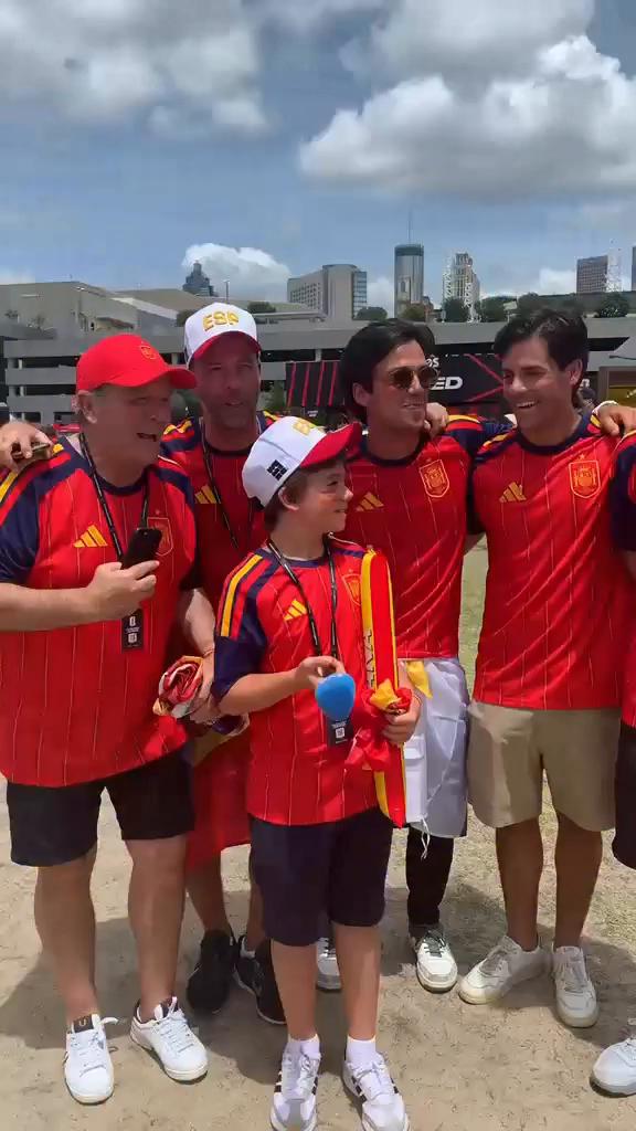 España corrige errores y se postula como favorita para la final del Mundial