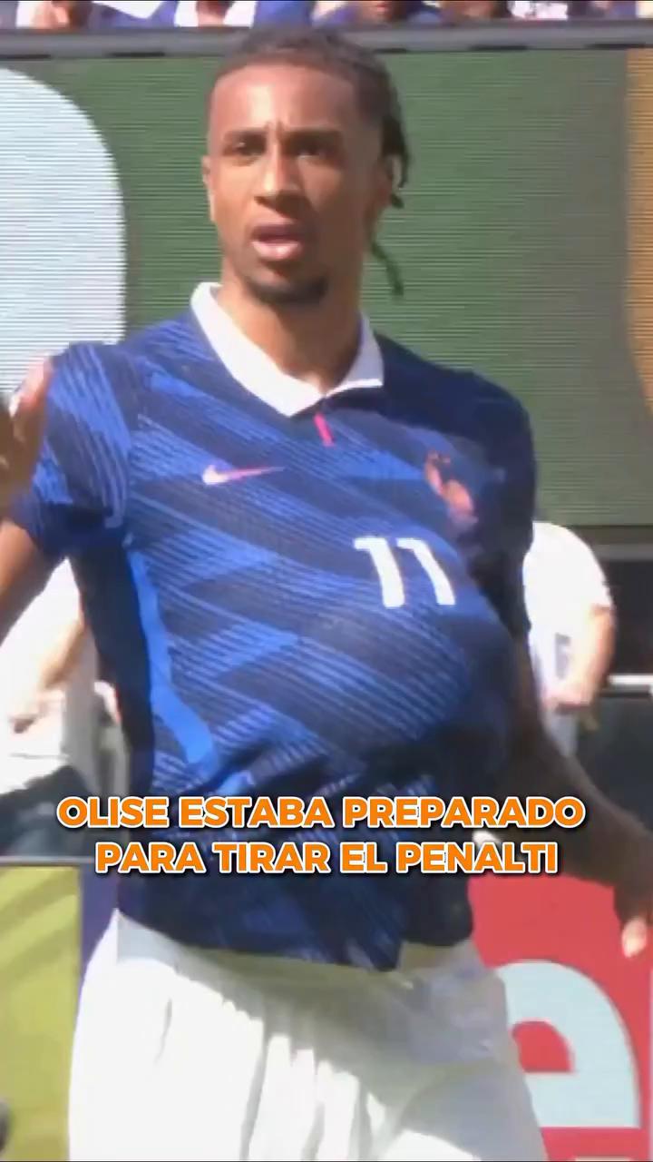 Mbappé reclama penalti tras entrada de Mané pero el VAR decide saque de puerta