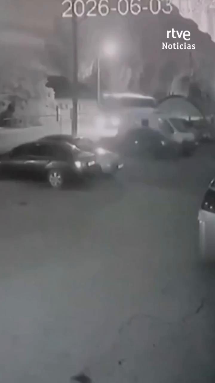 Dron ucraniano impacta autobús en Donetsk y mata a ocho personas