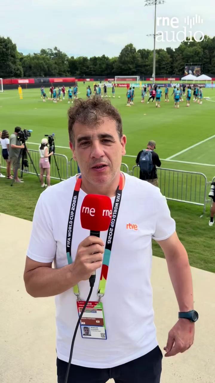 España entrena en Chatanuba sin Víctor Muñoz antes de viajar a México