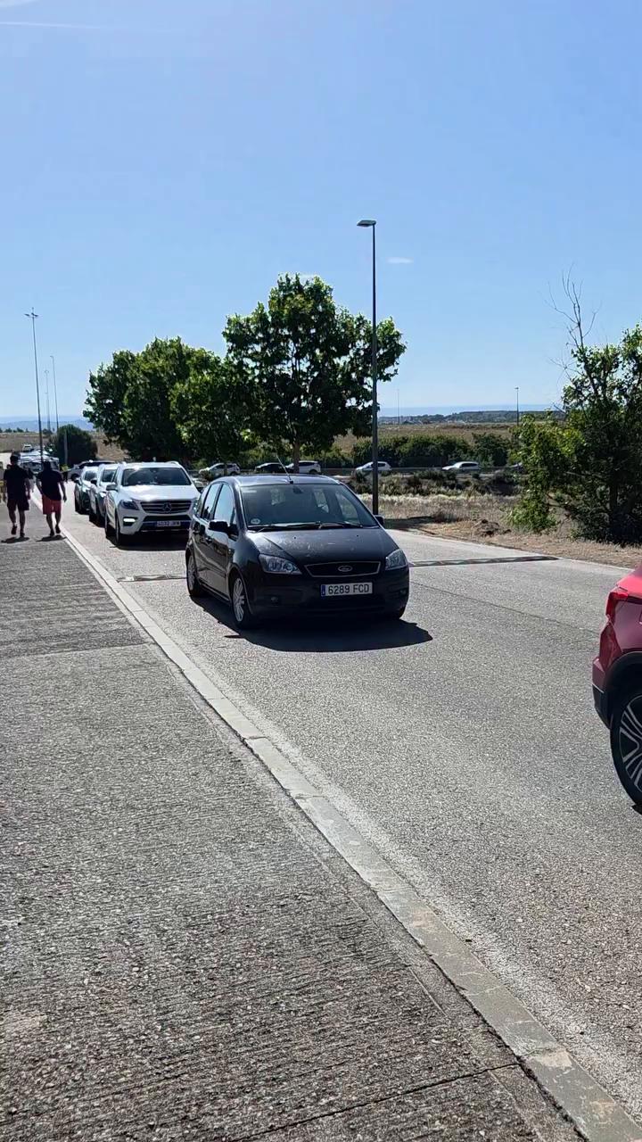 Colas de más de 20 minutos en Valdebebas para votar en las elecciones del Real Madrid