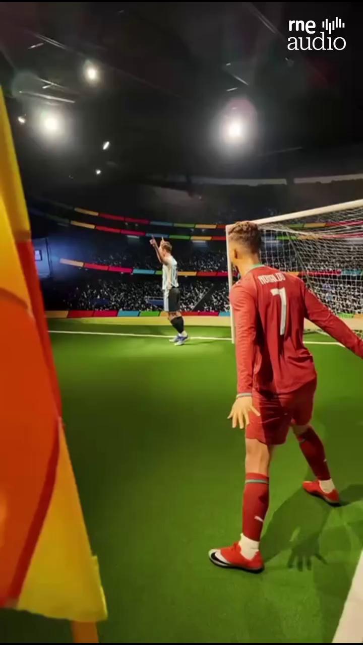 Messi's wax figure heads back to Orlando as Vinicius Jr. takes its place