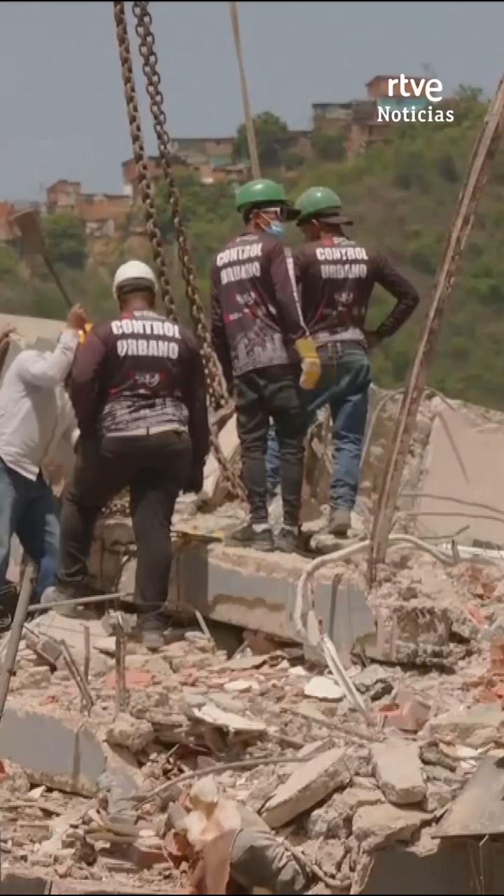 Ascendió a 920 el número de muertos por el doble terremoto en Venezuela