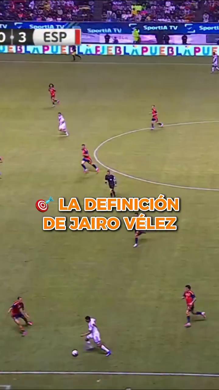 Jairo Vélez marca el 3-1 para Perú tras generar varias oportunidades