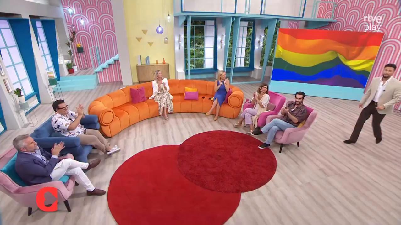 Marcos de The Kinkis defiende el Orgullo con su música en el Venidor Fest