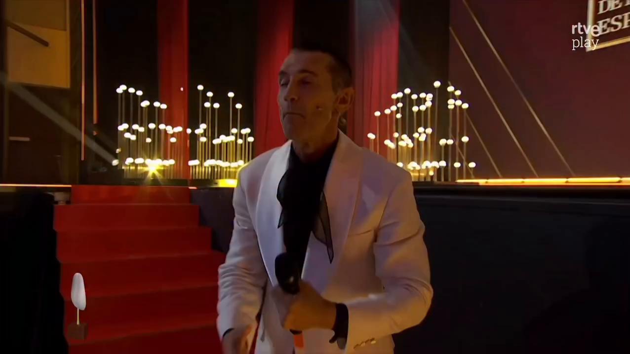 Toni Crox y Luz y Calis ganadores del Benidorm Fest revelan sus lanzamientos musicales