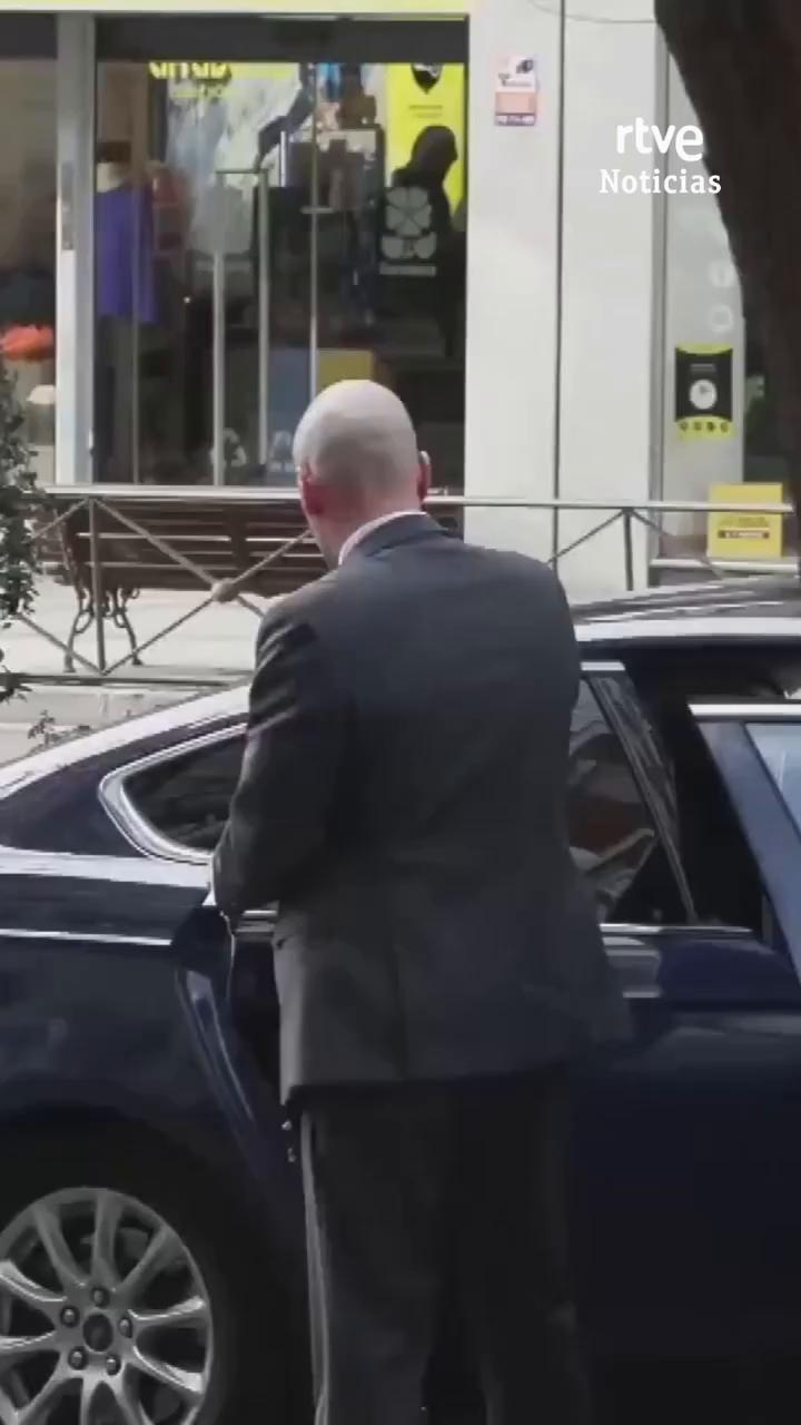 El juez Calama pide a EE.UU. mensajes del móvil de Rodolfo Reyes en el caso Plus Ultra