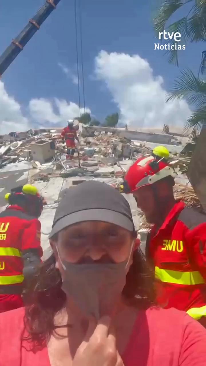 La UME accede a una vivienda para rescatar dos cadáveres tras el terremoto