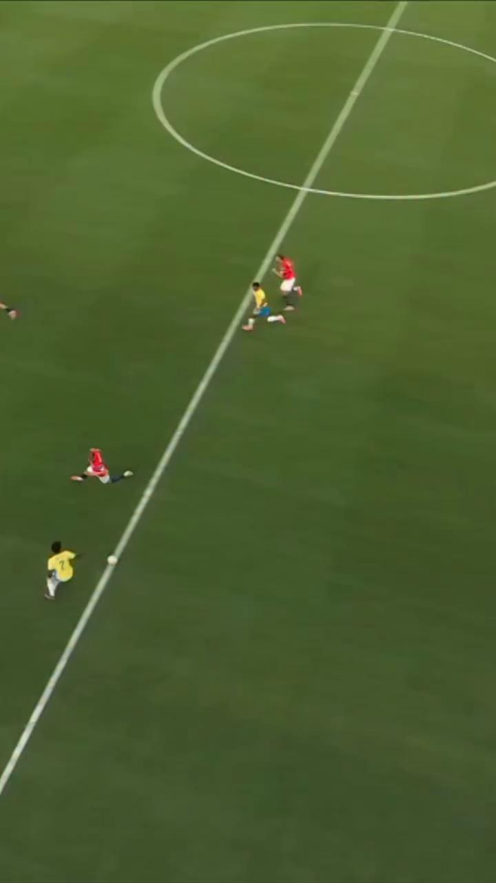 Aún con 0-0 tuvo Endrick el 1-0 tras una genialidad de Vinícius, pero le faltó finura cara a puerta.