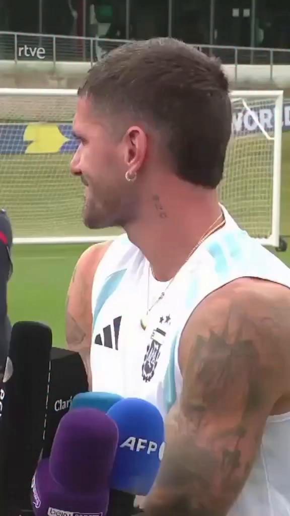 Amigo del jugador: 'Lo veo contento disfrutando esta Copa del Mundo'