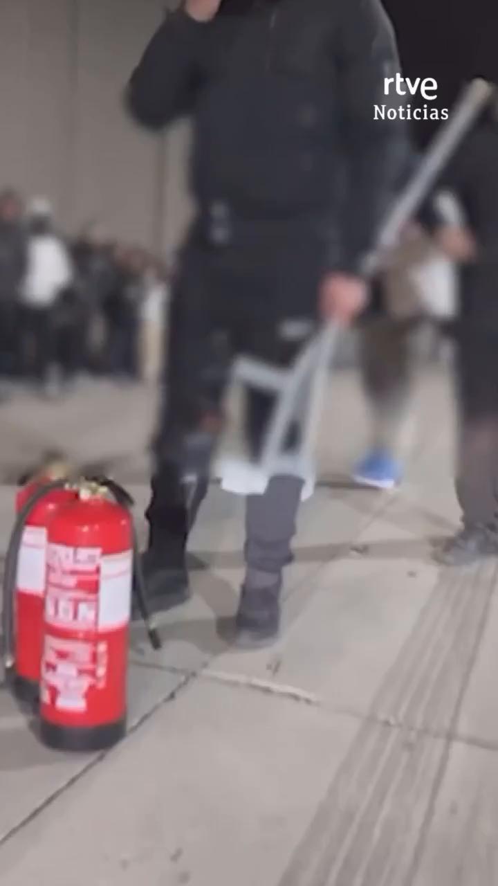 La Policía frustra concentraciones 'modo Francia' con pirotecnia y drogas en polígonos