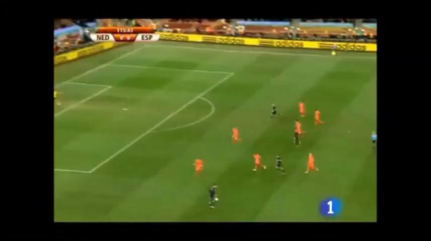 Iniesta marca el gol que da el Mundial a España en la prórroga