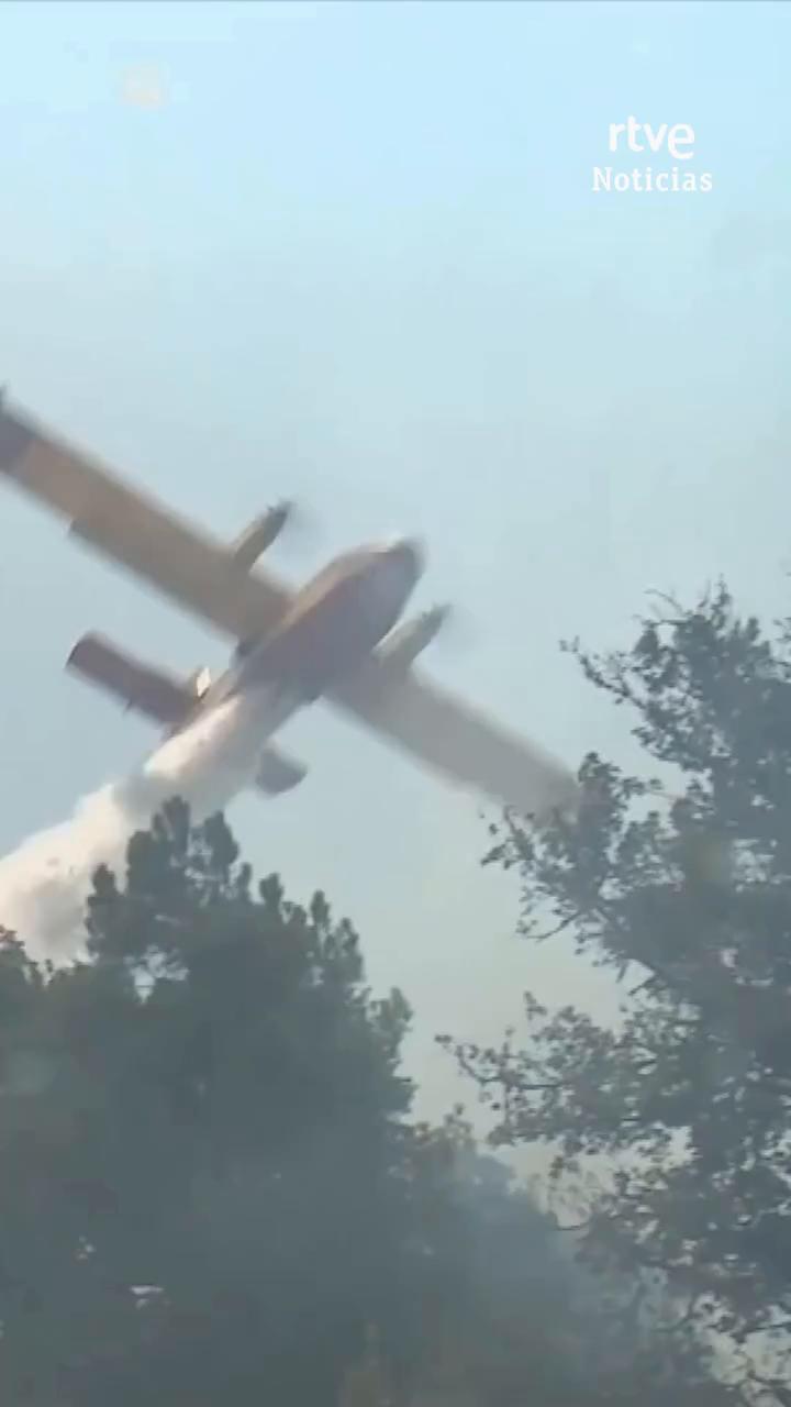 Portugal lucha contra incendios con tres frentes activos cerca de Salamanca