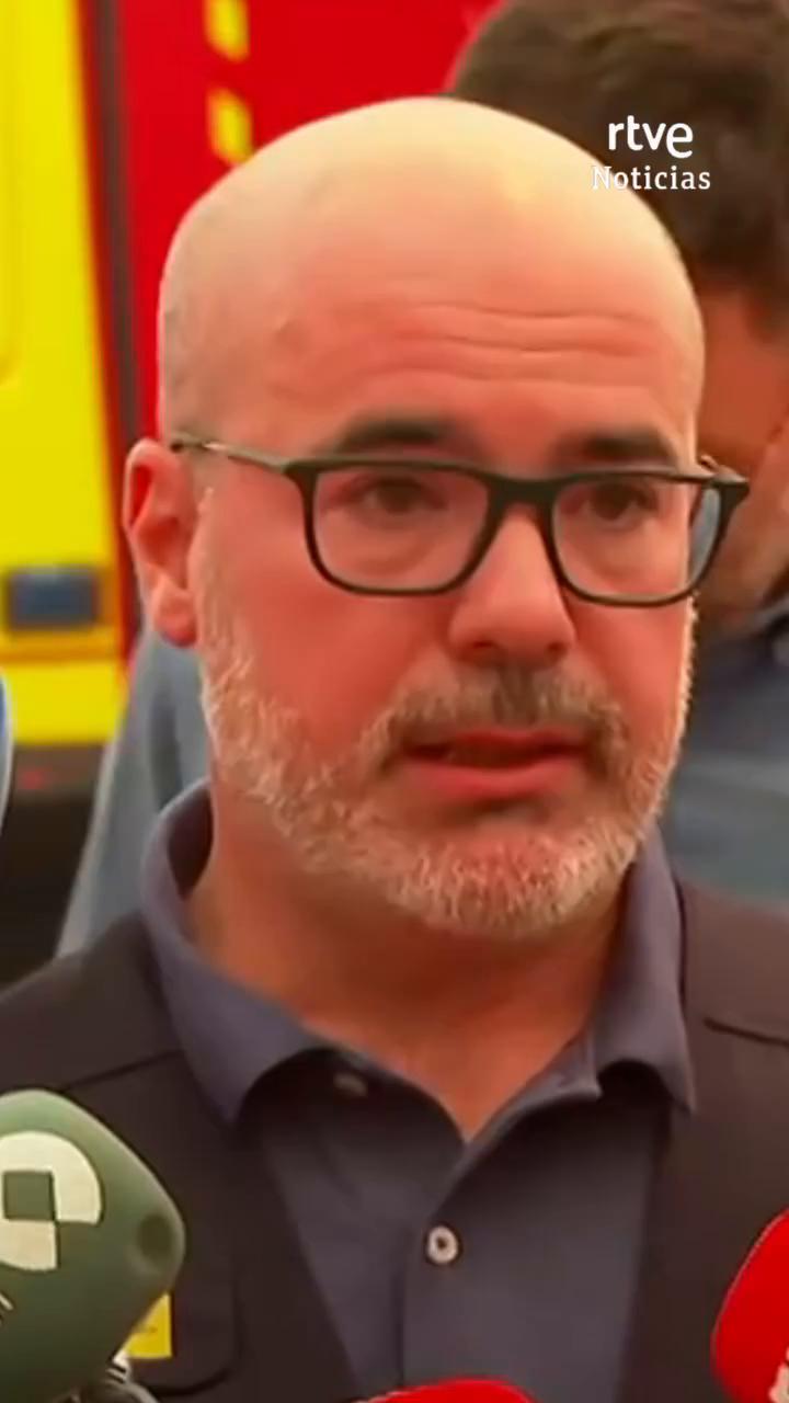 Incendio obliga a evacuar entre 70.000 y 75.000 personas en Ávila