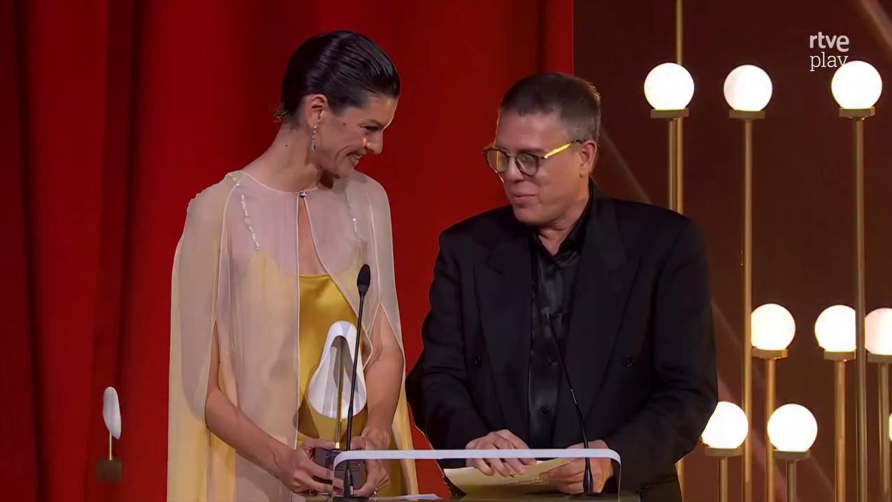 Atelier Mariana Barturen recibe el premio por su legado en sombrerería