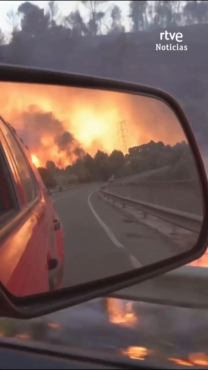 Incendios en Cataluña: bomberos y UME centran esfuerzos en San Manat