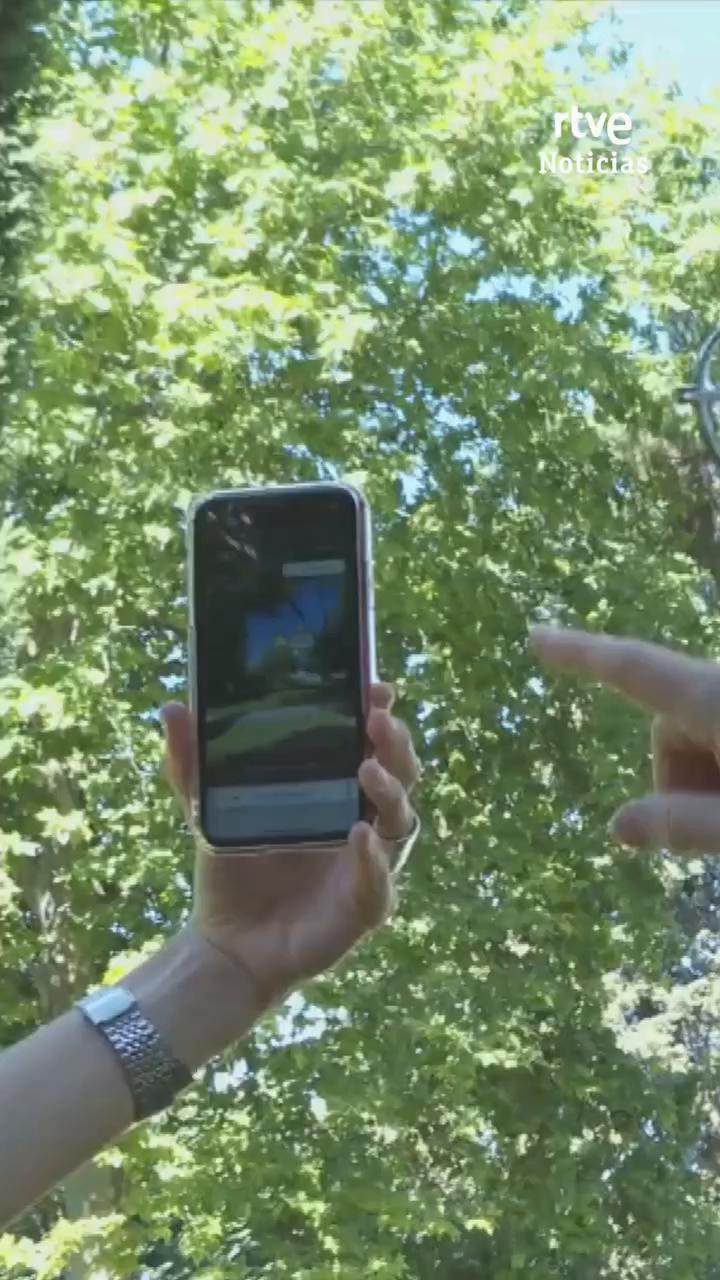 App pública usa la cámara del móvil para localizar el sol durante el eclipse