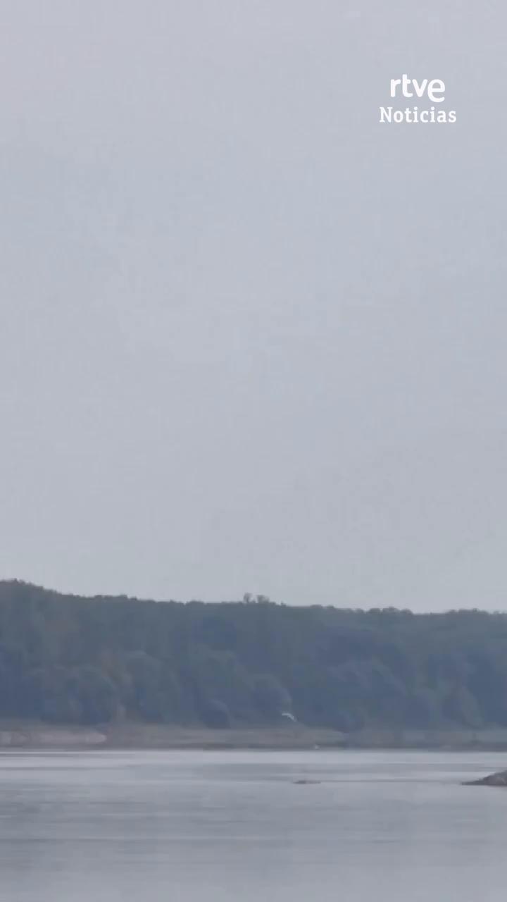 Explosión controlada en Rumanía desvía agua del Danubio hacia planta nuclear por sequía