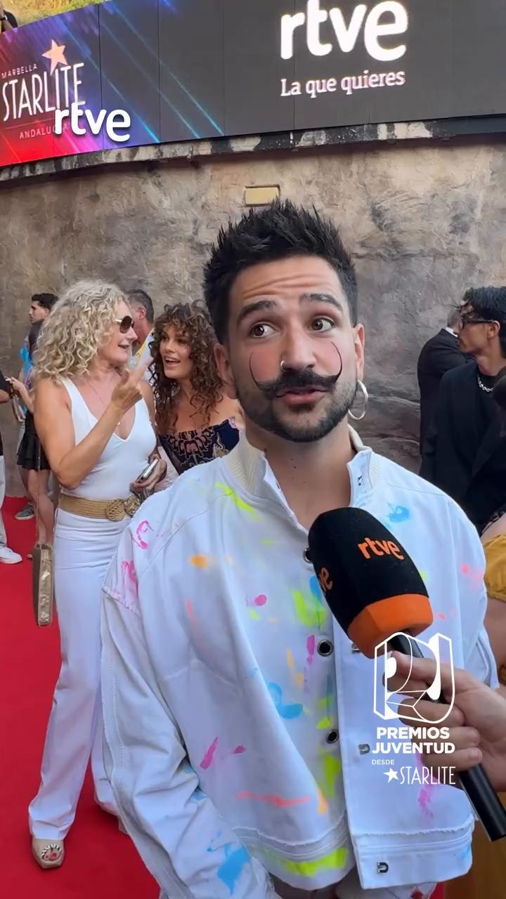 Estrena 'El Árbol' en Marbella y celebra nominaciones con emoción
