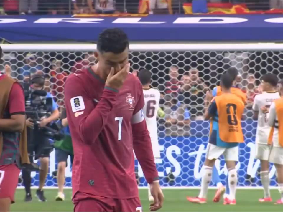 Cristiano Ronaldo vuelve con Portugal pese a las lágrimas del Mundial