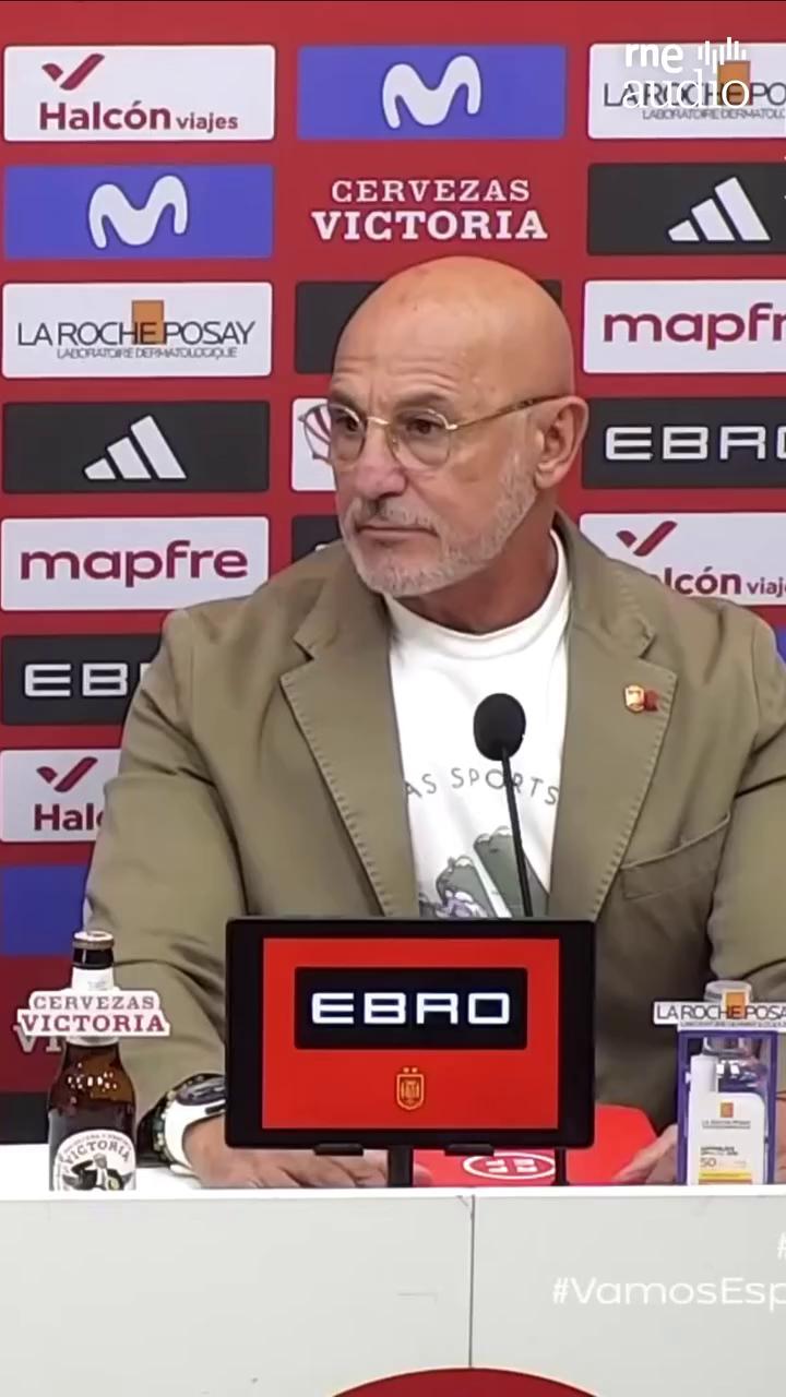 La selección española convoca a Josep Martínez y Roberto Fernández por su gran momento