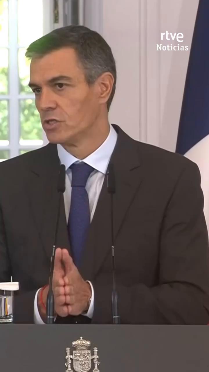 El Gobierno español se disculpa ante Macron por el voto negativo al tratado de amistad