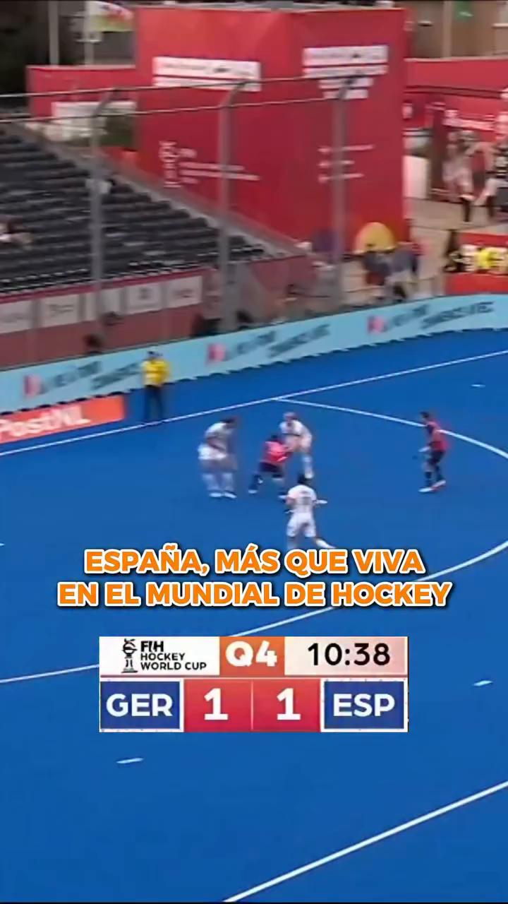 Jean-Paul Danebert marca y adelanta a España en un gol caótico