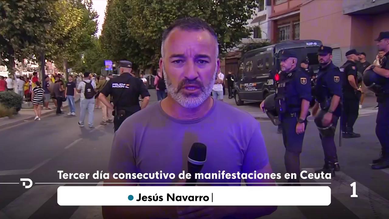 Tensión en Ceuta: manifestantes se enfrentan entre sí y la policía interviene