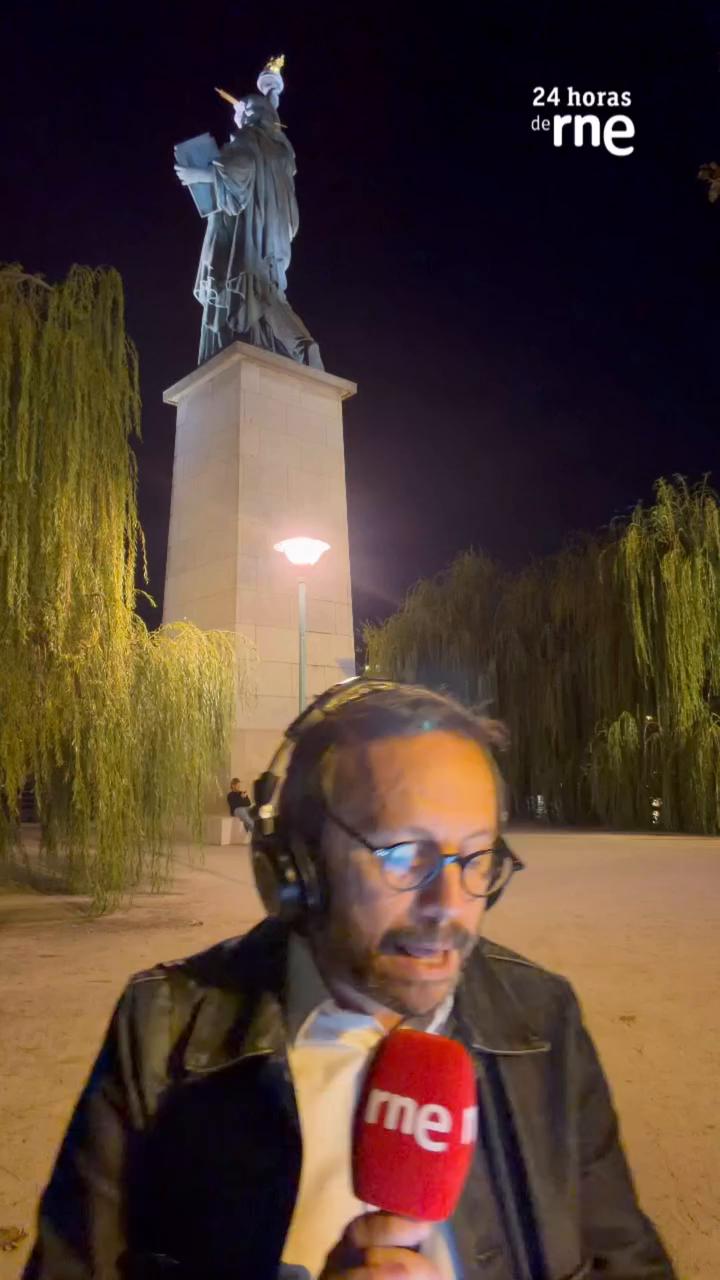 Descubre por qué la Estatua de la Libertad de París es más discreta que la de Nueva York