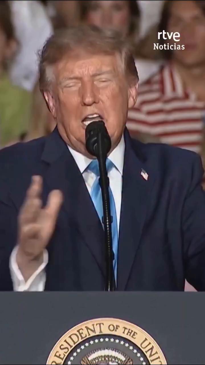 Trump afirma que destruir Los Ángeles o San Diego sería un precio pequeño