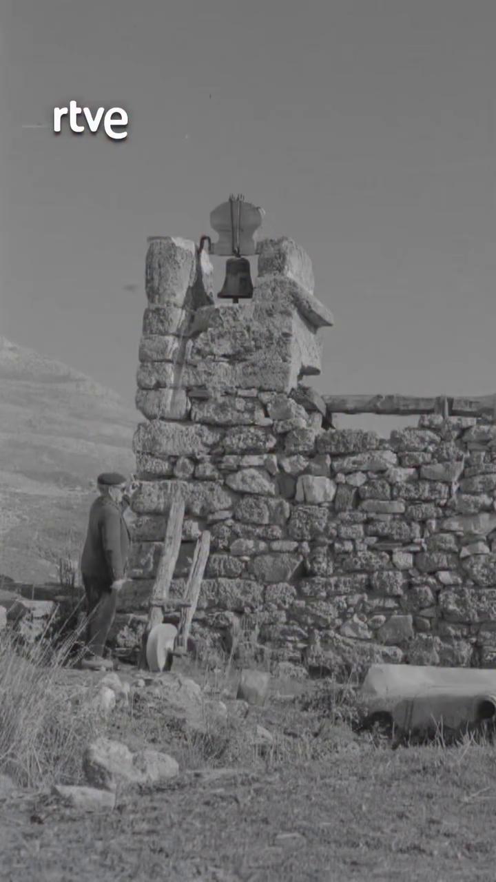 La fotógrafa que convertía su llegada a los pueblos en una fiesta