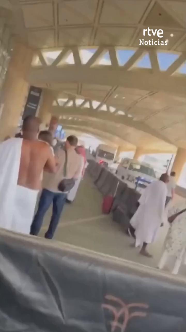 Arabia Saudí sufre su ataque más mortífero en una década en el aeropuerto de Riad