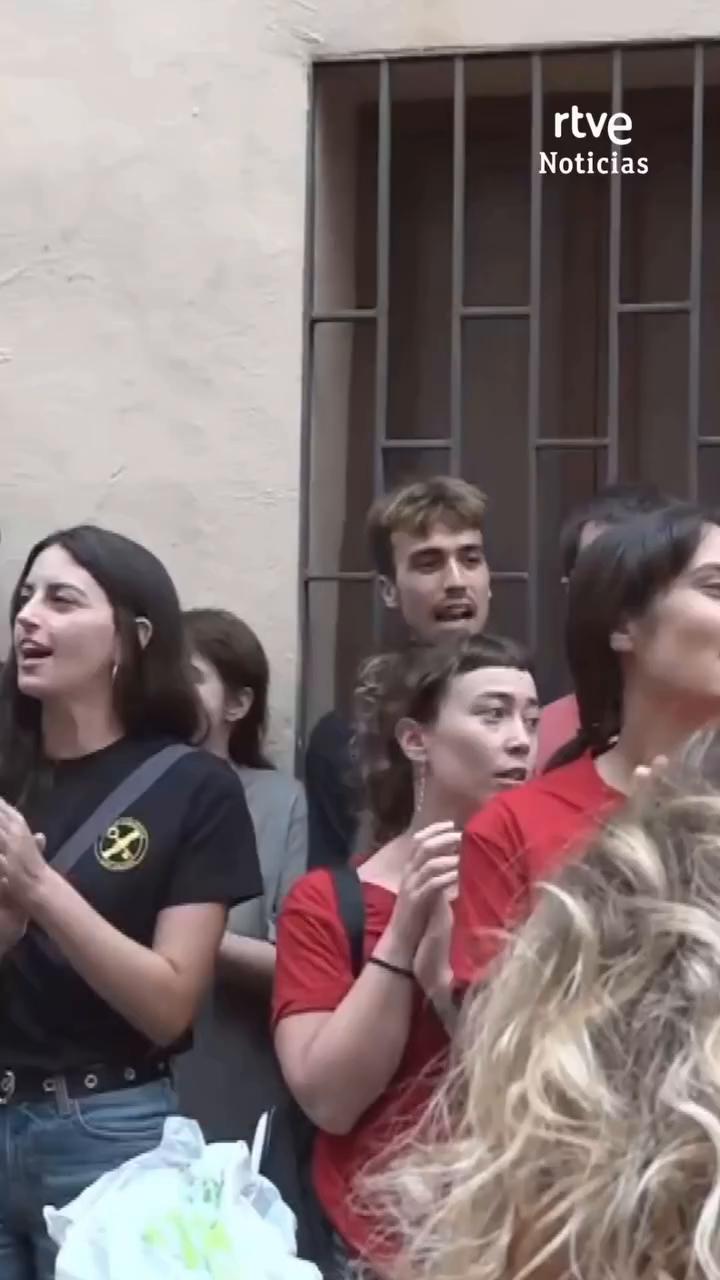 Barcelona paraliza el primer desahucio tras el nuevo decreto de vivienda