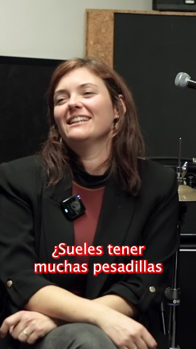 Esta semana @mabumusica en #LucesFuera, el programa de @radio3extra que muestra  la vida detrás del escenario.